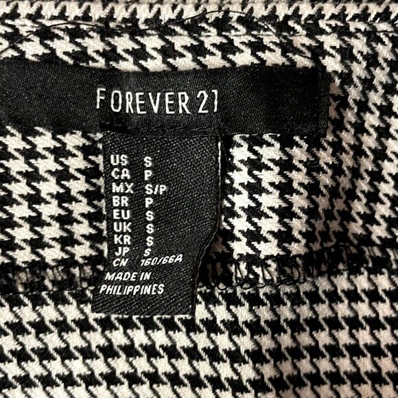 Forever 21 Houndstooth Mini Skirt Size S NWT - Picture 4 of 12